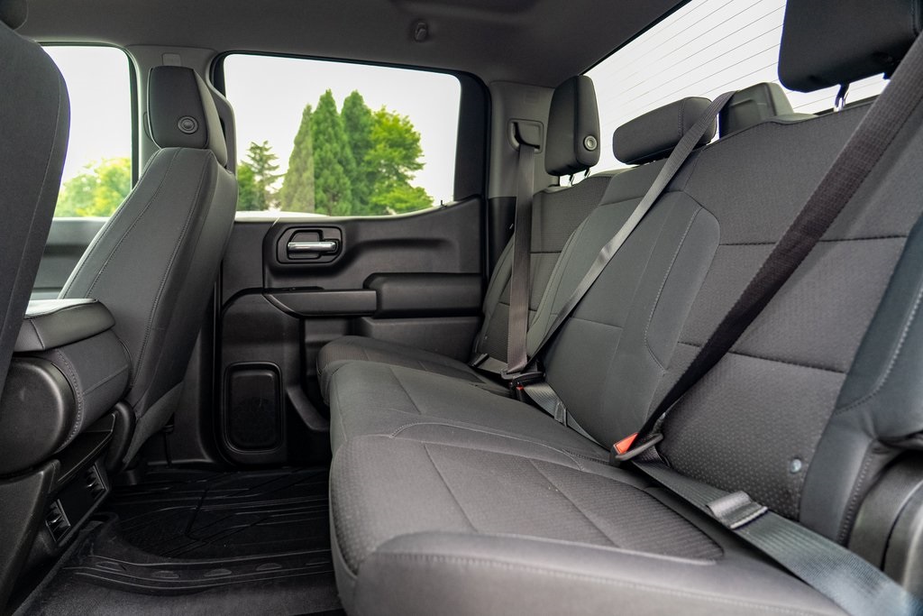 2019 Chevrolet Silverado 1500 Custom photo 20