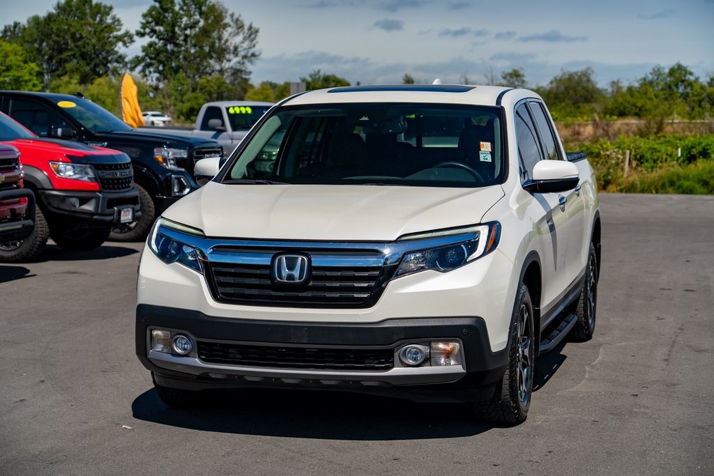 2017 Honda Ridgeline RTL-E photo 2