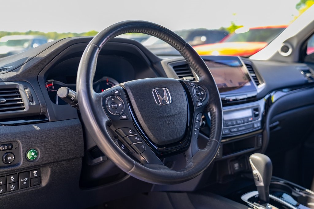 2017 Honda Ridgeline RTL-E photo 11