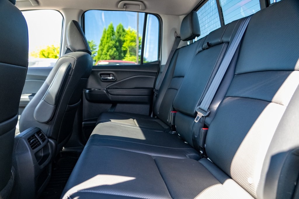 2017 Honda Ridgeline RTL-E photo 18