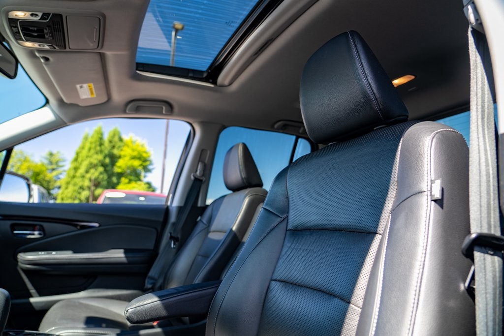 2017 Honda Ridgeline RTL-E photo 20