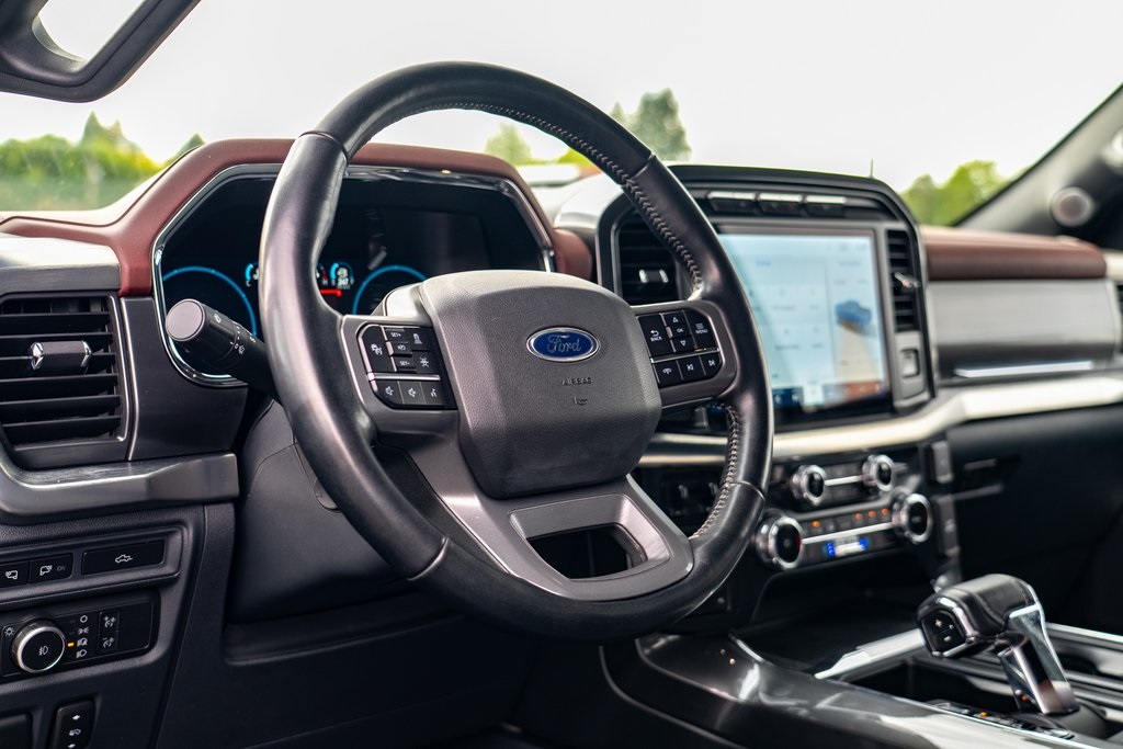 2022 Ford F-150 Lariat photo 13