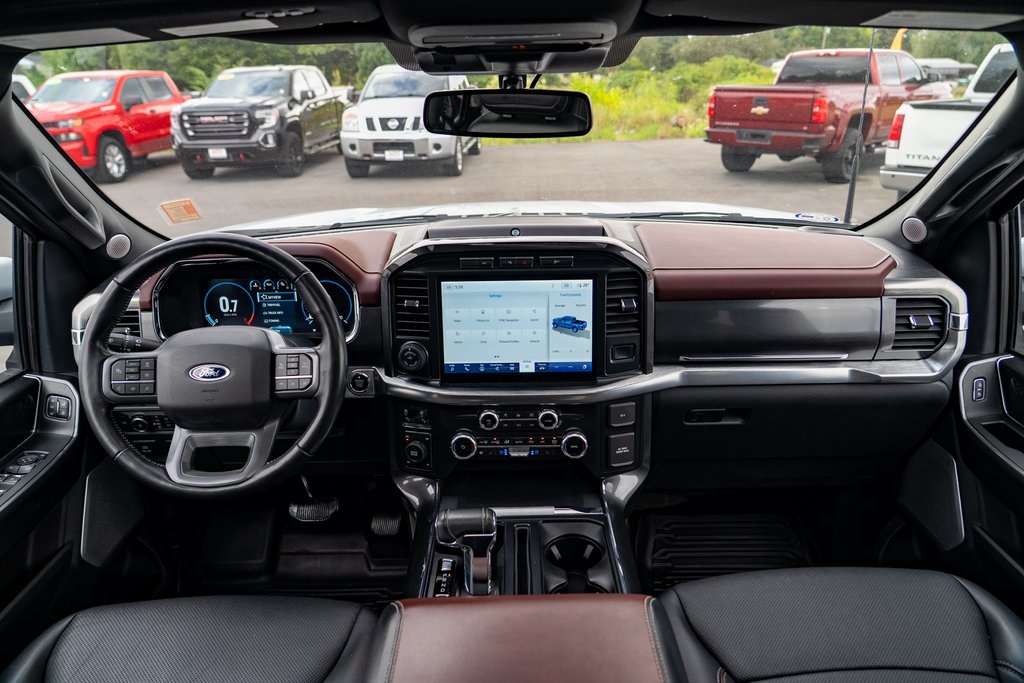 2022 Ford F-150 Lariat photo 16