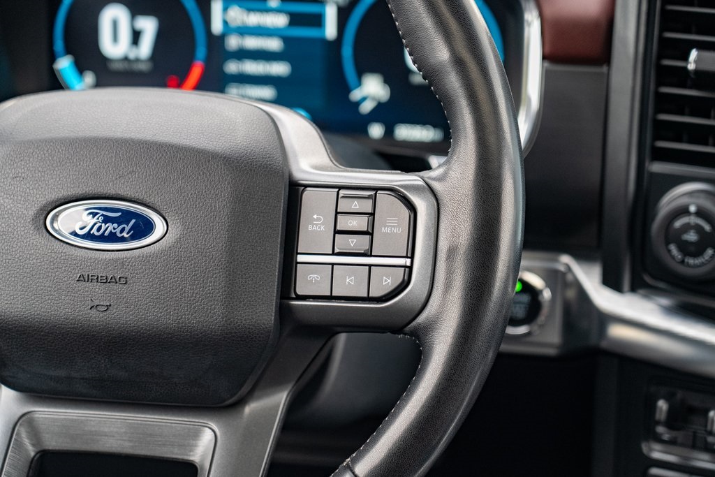 2022 Ford F-150 Lariat photo 18
