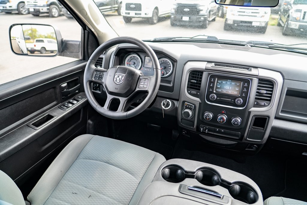 2019 Ram 1500 Classic Express photo 19