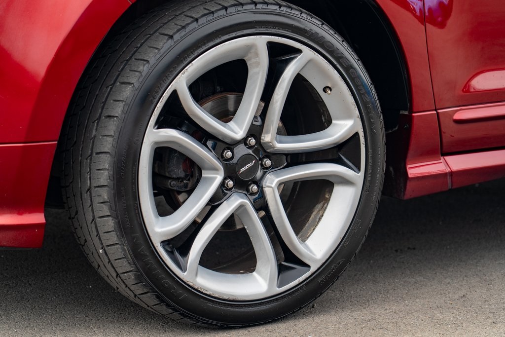 2013 Ford Edge Sport photo 2