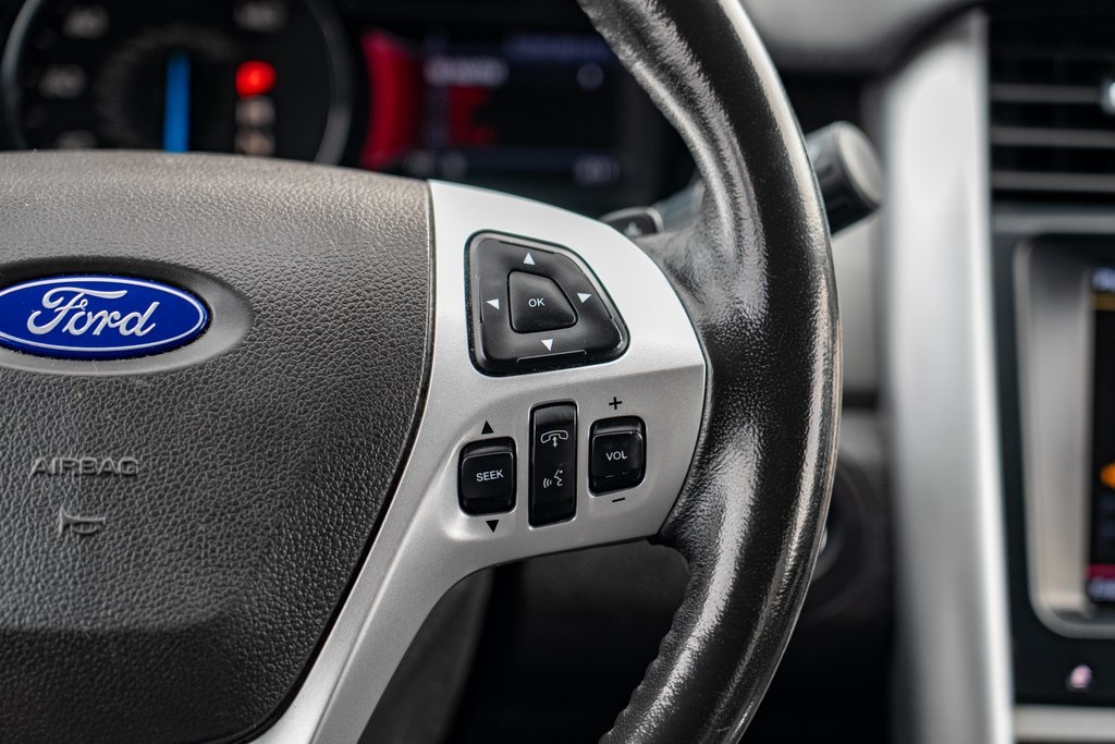 2013 Ford Edge Sport photo 16