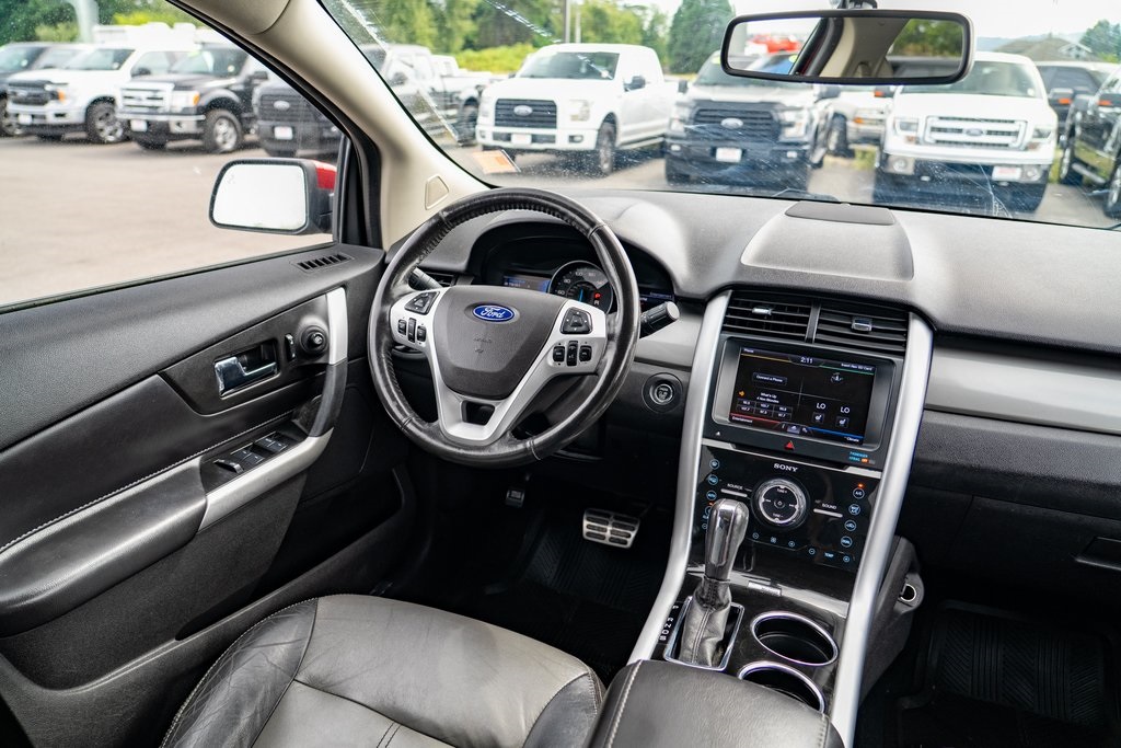 2013 Ford Edge Sport photo 18