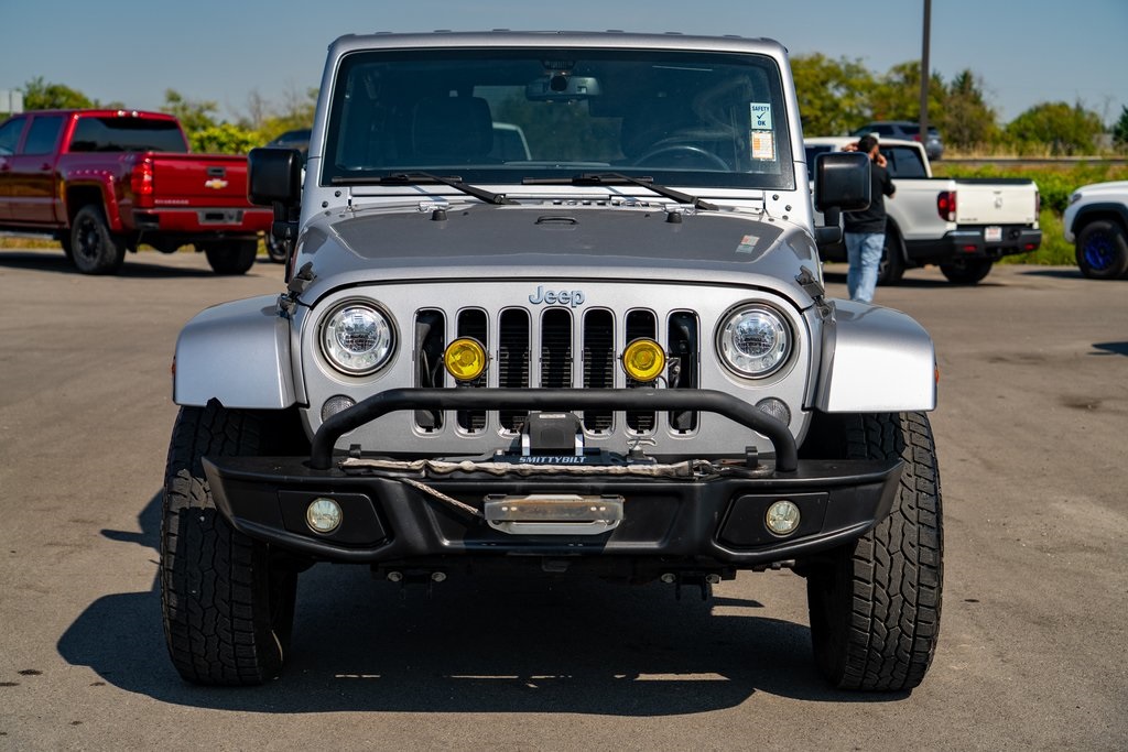 2017 Jeep Wrangler Unlimited Sahara photo 3