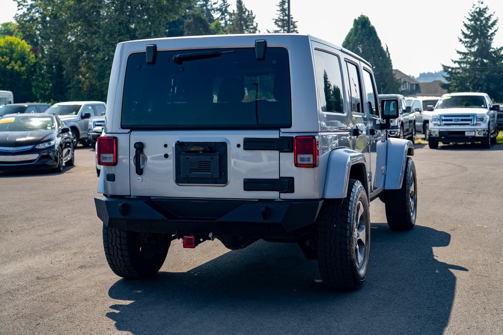 2017 Jeep Wrangler Unlimited Sahara photo 8