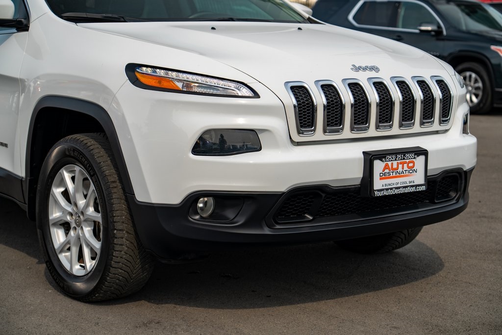 2017 Jeep Cherokee Latitude North Edition photo 4