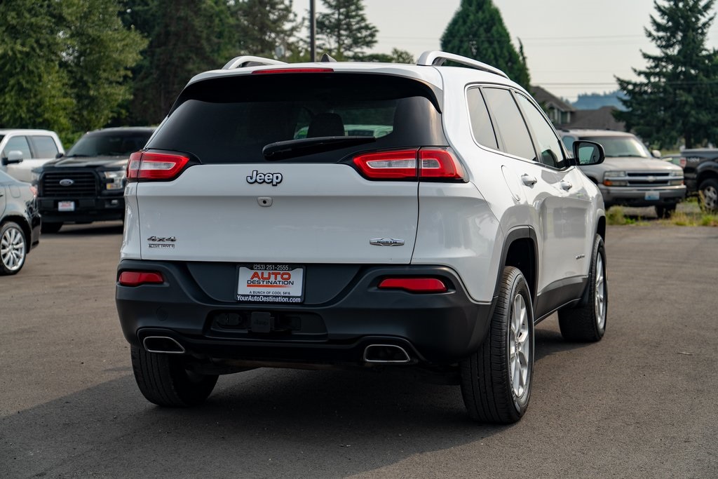 2017 Jeep Cherokee Latitude North Edition photo 7