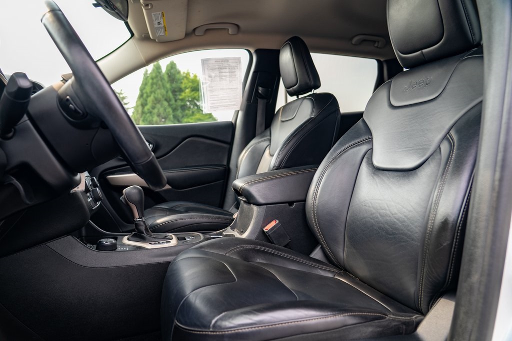 2017 Jeep Cherokee Latitude North Edition photo 20