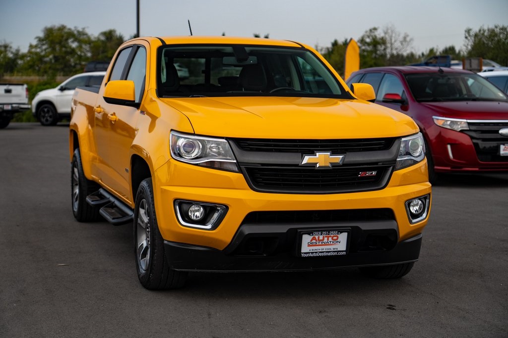 2018 Chevrolet Colorado Z71 photo 2