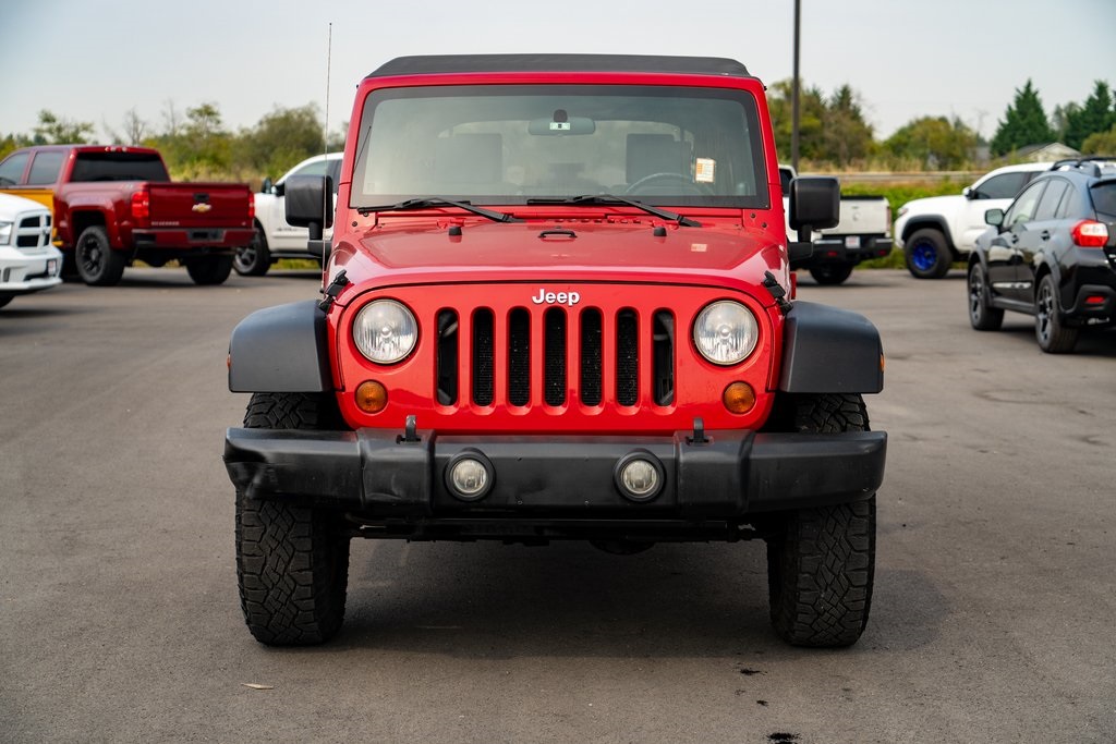 2009 Jeep Wrangler Unlimited X photo 3