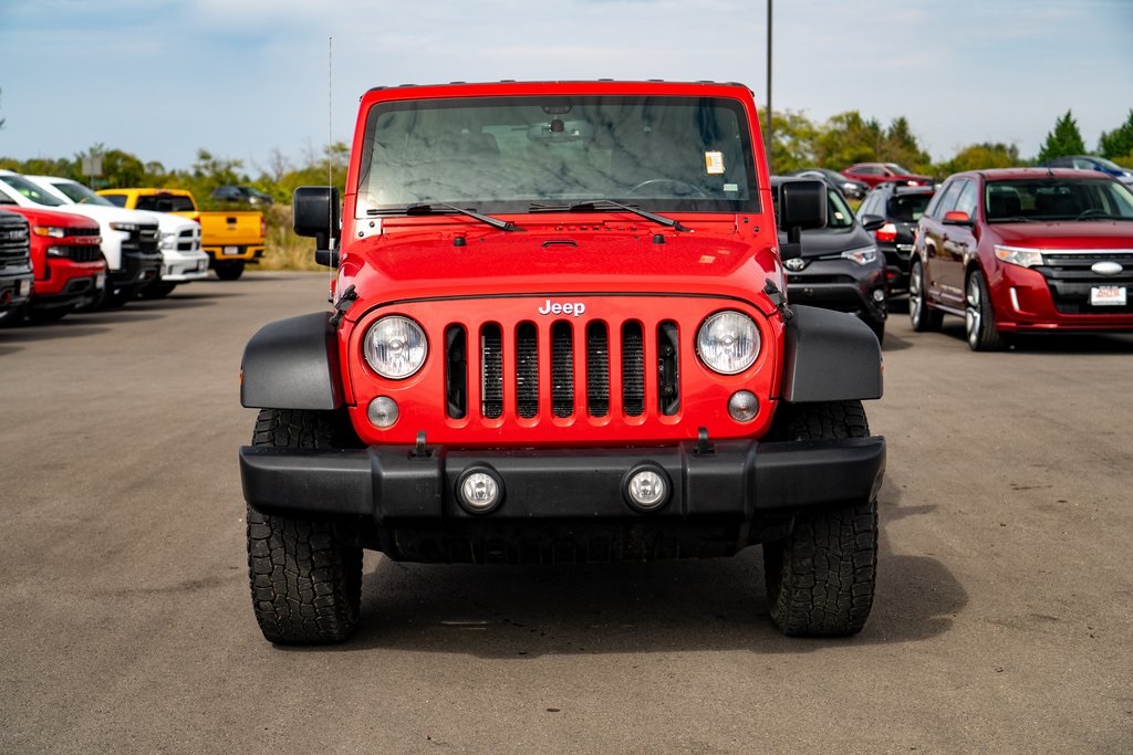 2014 Jeep Wrangler Unlimited Rubicon photo 3