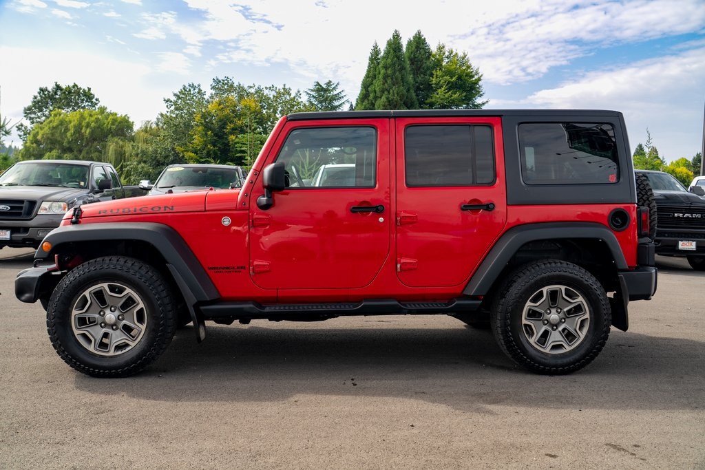 2014 Jeep Wrangler Unlimited Rubicon photo 12