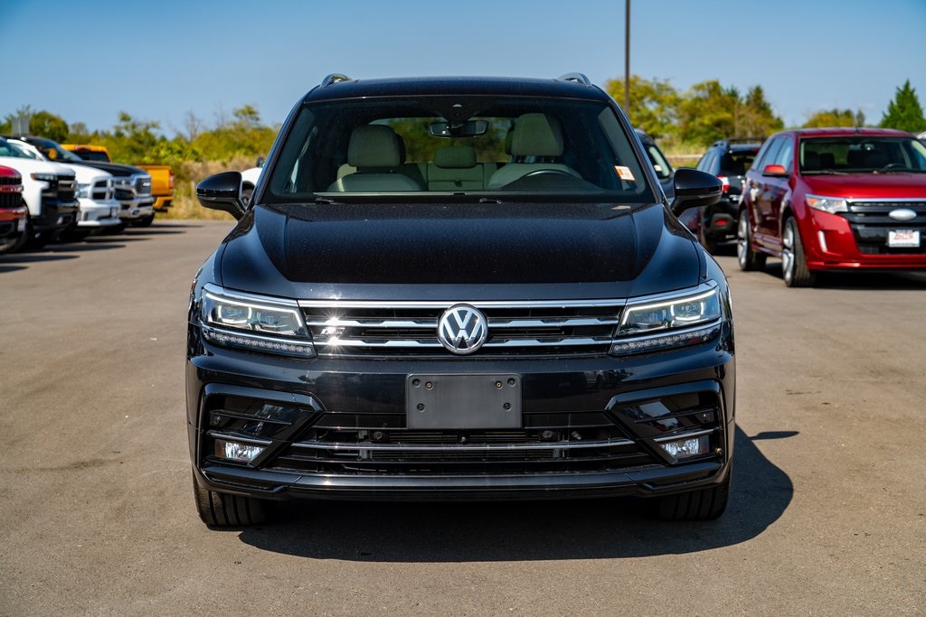 2020 Volkswagen Tiguan SEL Premium R-Line photo 3