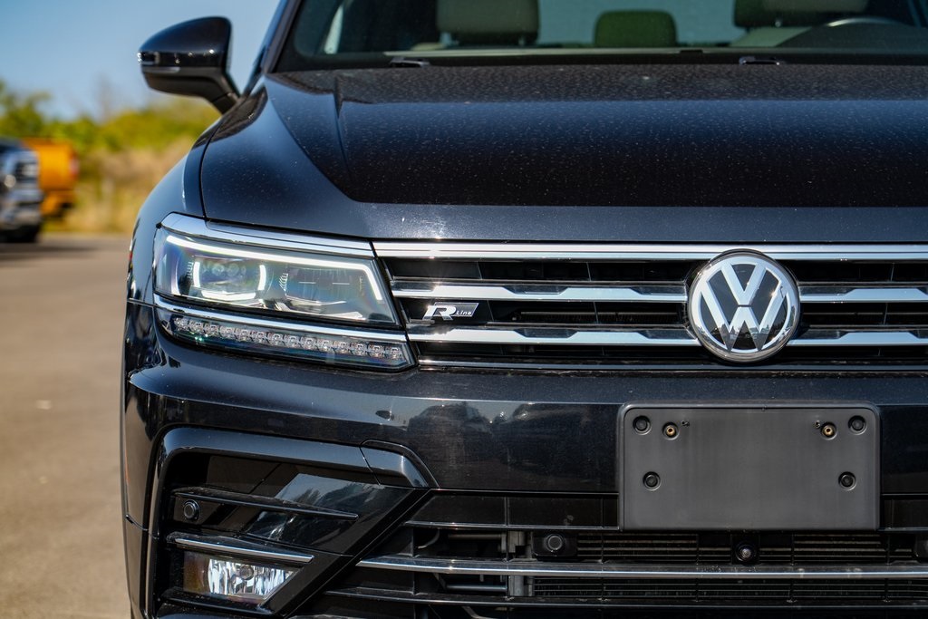 2020 Volkswagen Tiguan SEL Premium R-Line photo 5
