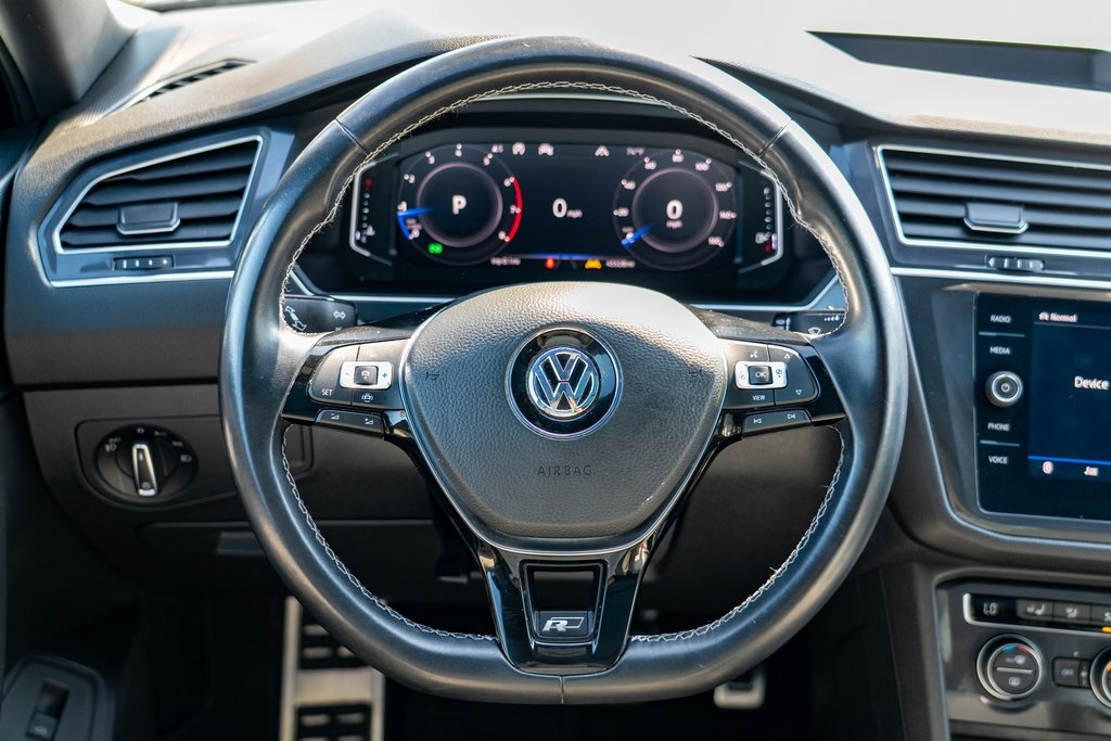 2020 Volkswagen Tiguan SEL Premium R-Line photo 14