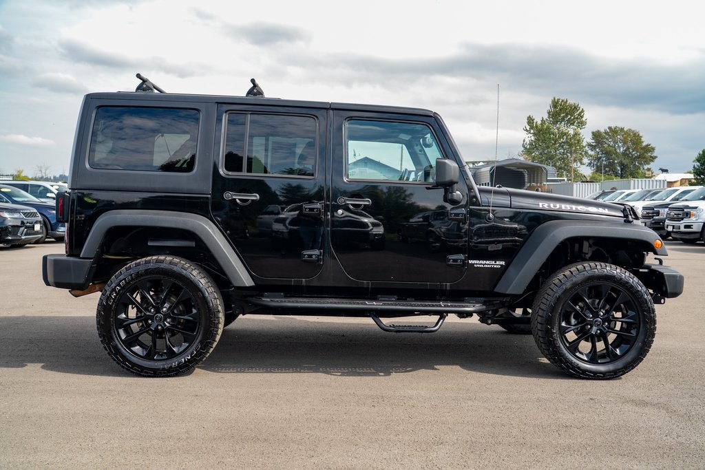 2013 Jeep Wrangler Unlimited Rubicon photo 8