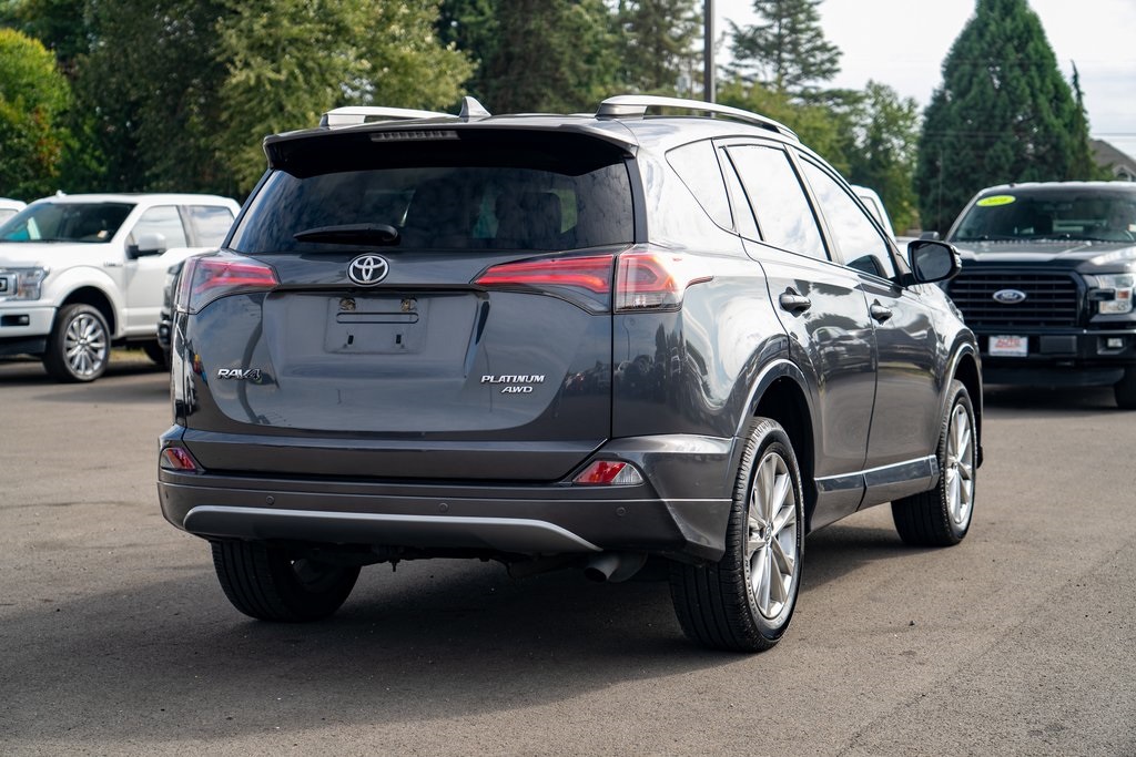 2018 Toyota RAV4 Platinum photo 3