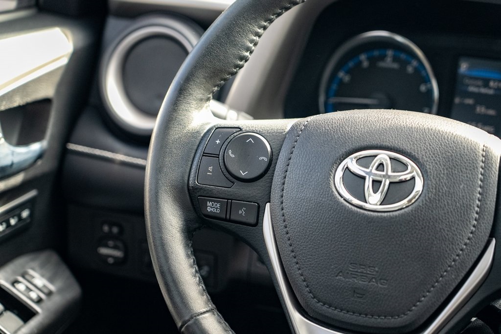 2018 Toyota RAV4 Platinum photo 13