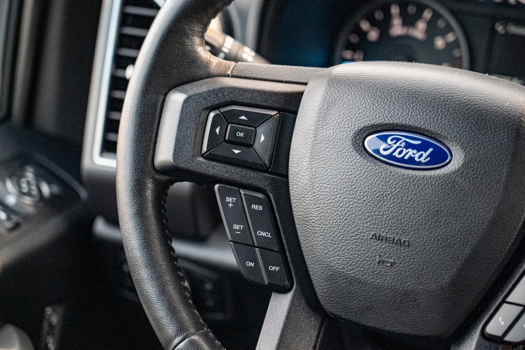 2019 Ford F-150 XLT photo 20