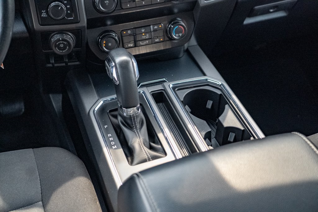 2019 Ford F-150 XLT photo 21