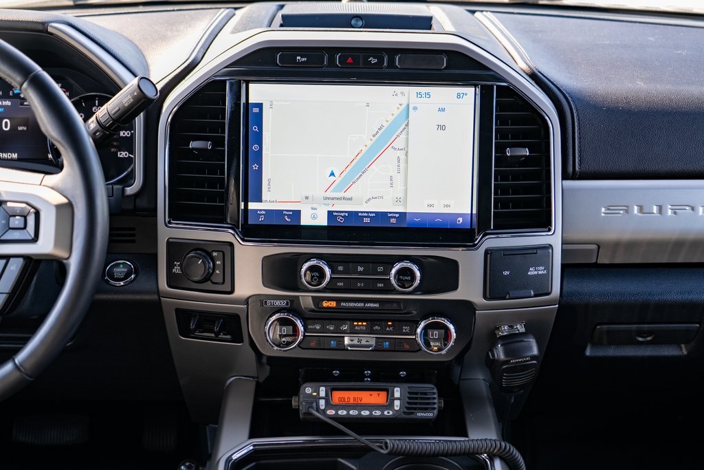 2022 Ford F-350 Lariat photo 17