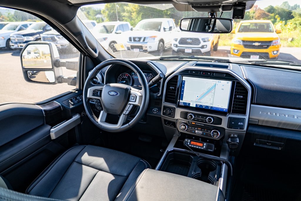 2022 Ford F-350 Lariat photo 20