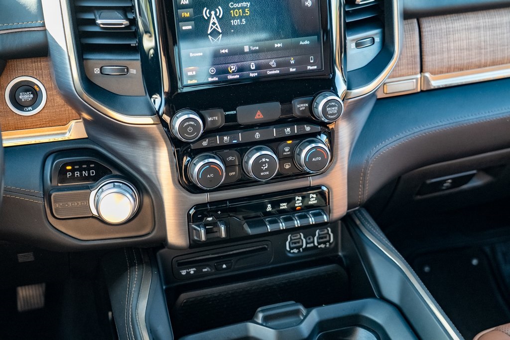 2019 Ram 1500 Laramie Longhorn photo 25