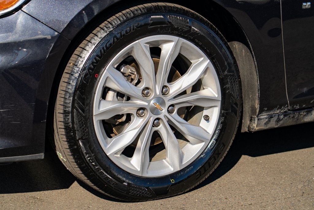 2023 Chevrolet Malibu 1LT photo 4