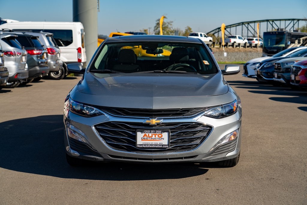 2024 Chevrolet Malibu 1LT photo 2
