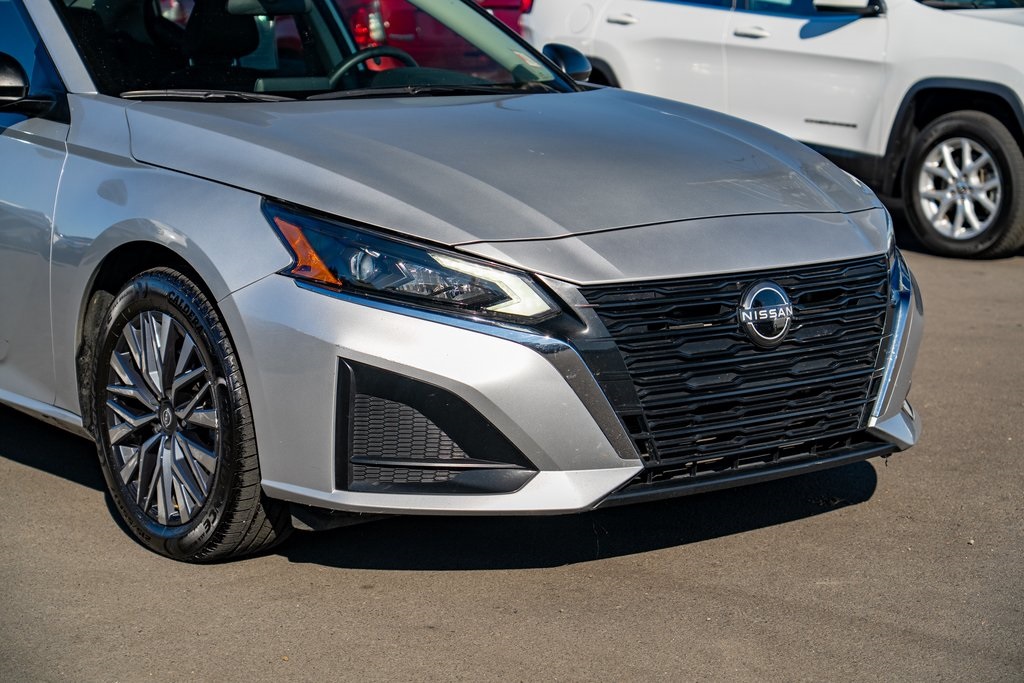 2024 Nissan Altima 2.5 SV photo 3