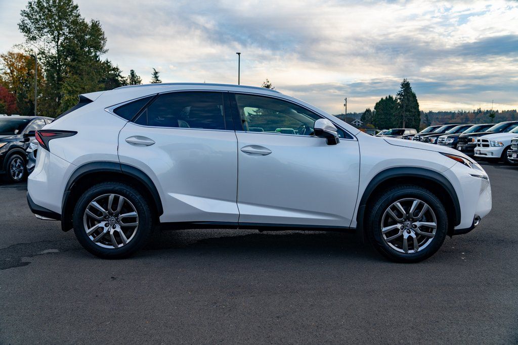 2015 Lexus NX 200t - Photo 9