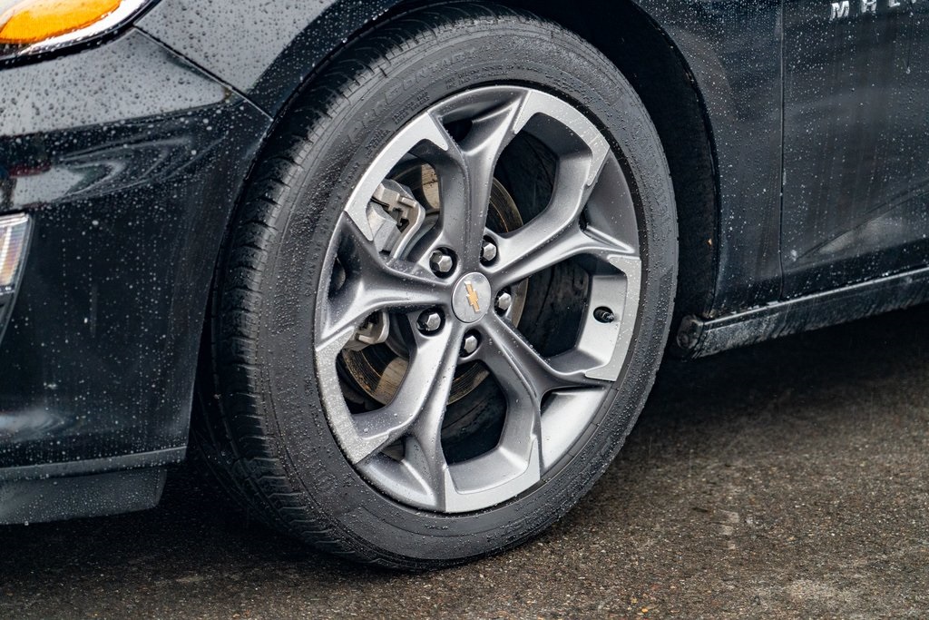 2024 Chevrolet Malibu 1LT photo 3