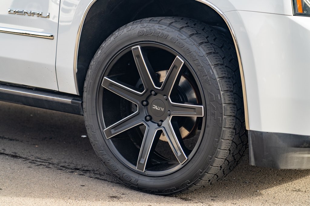 2017 Gmc Yukon Denali photo 4