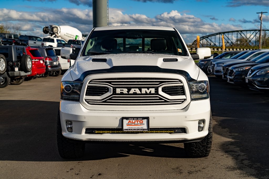 2018 Ram 1500 Sport photo 2