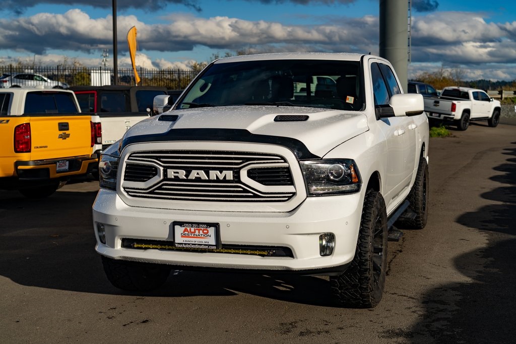 2018 Ram 1500 Sport photo 3