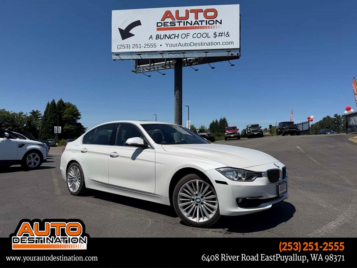 2015 BMW 3 Series 328i xDrive Sedan's photo