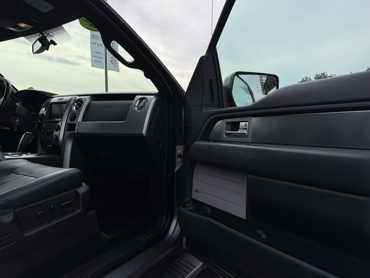 Ford F-150 photo 16