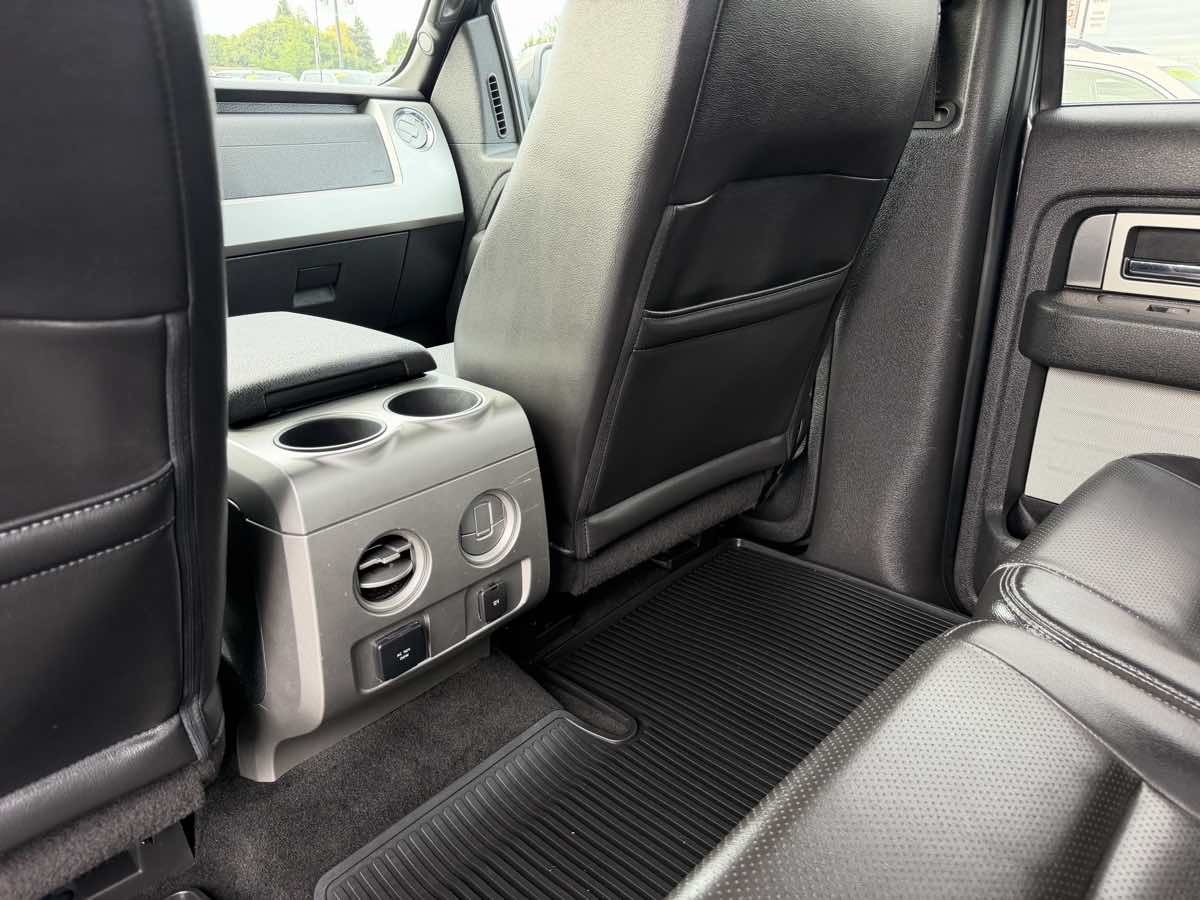 Ford F-150 photo 17