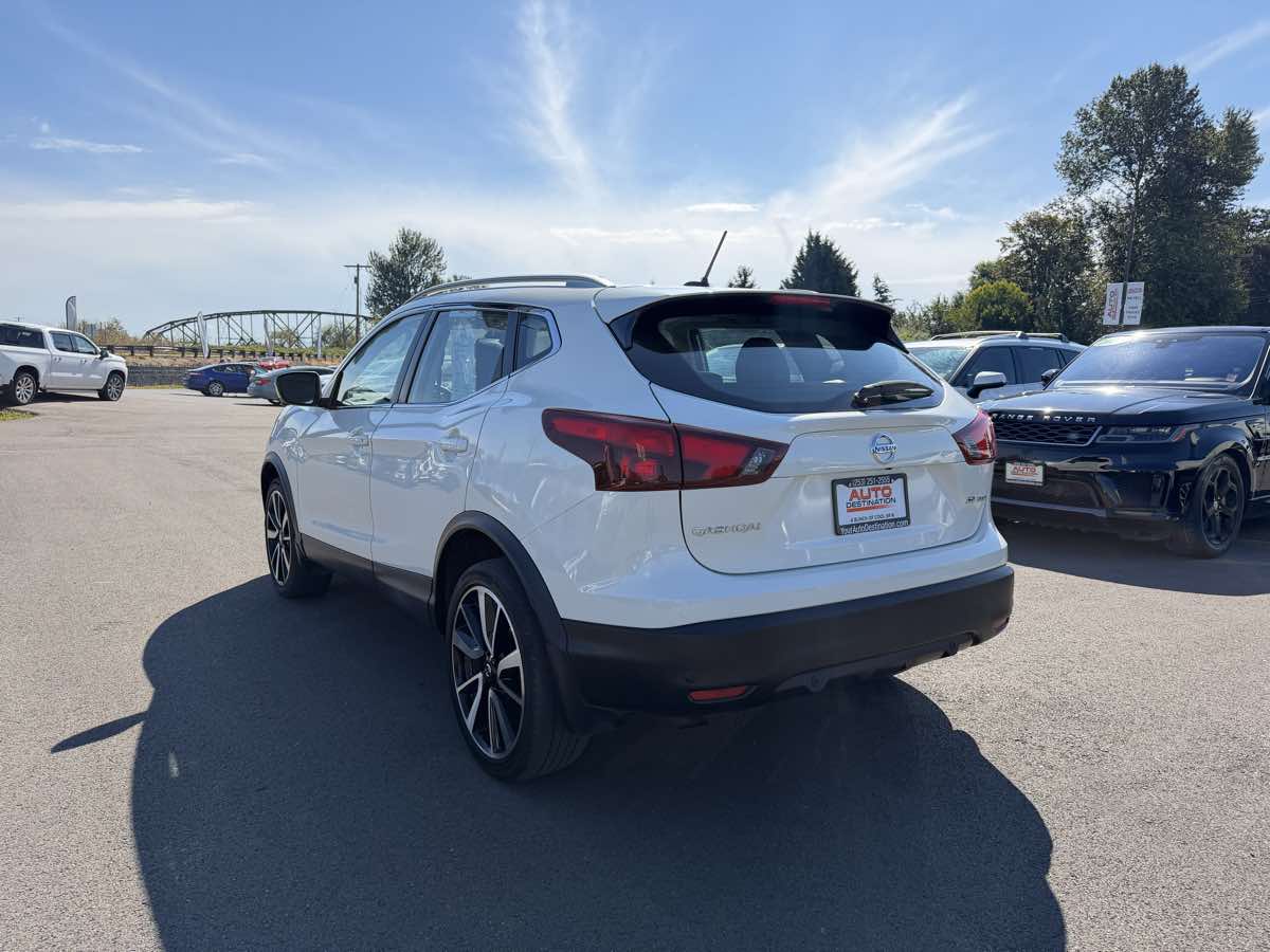 Nissan Rogue Sport photo 6