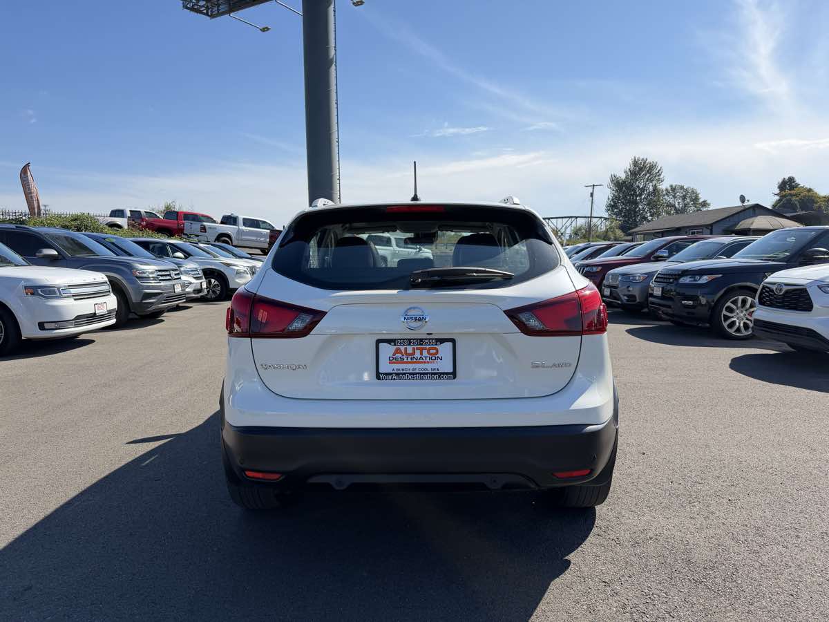 Nissan Rogue Sport photo 7