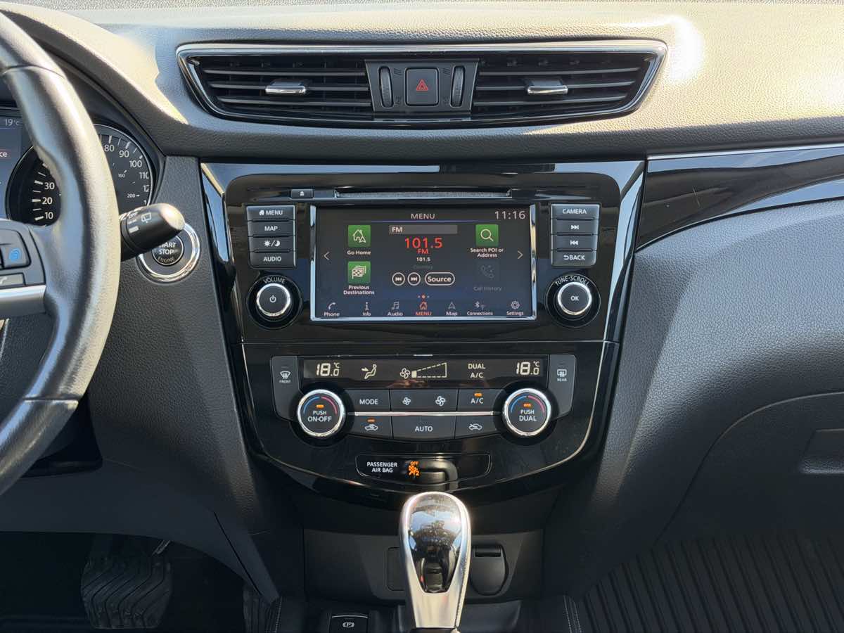 Nissan Rogue Sport photo 23