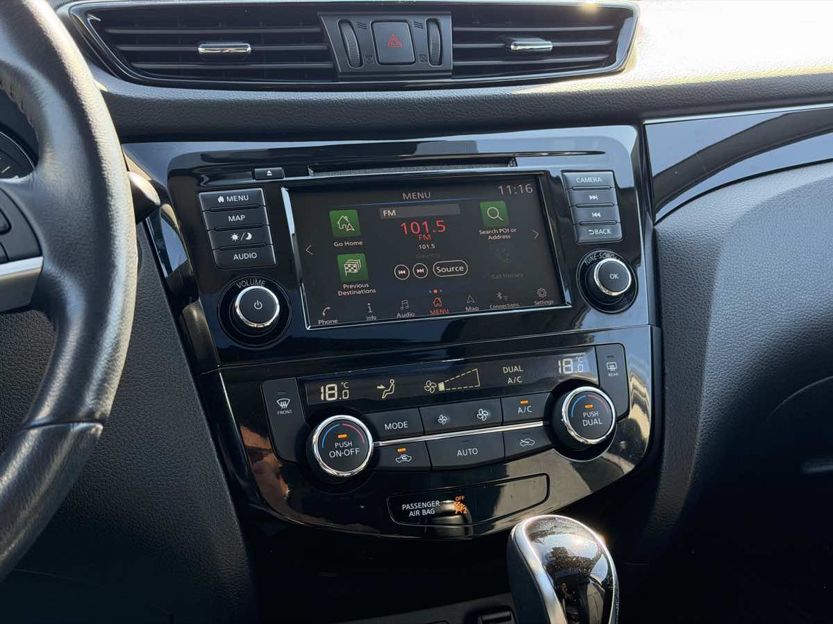 Nissan Rogue Sport photo 24