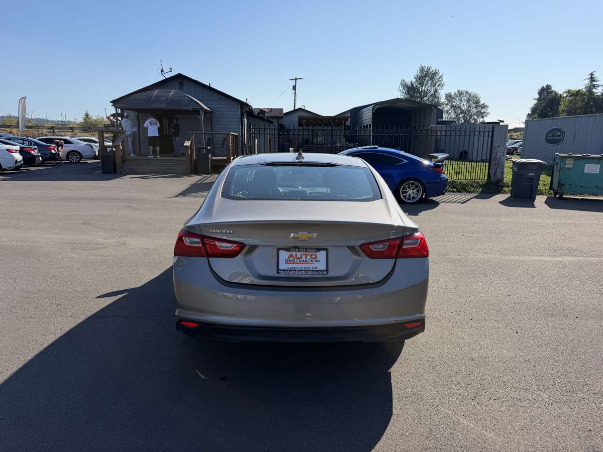 Chevrolet Malibu photo 6
