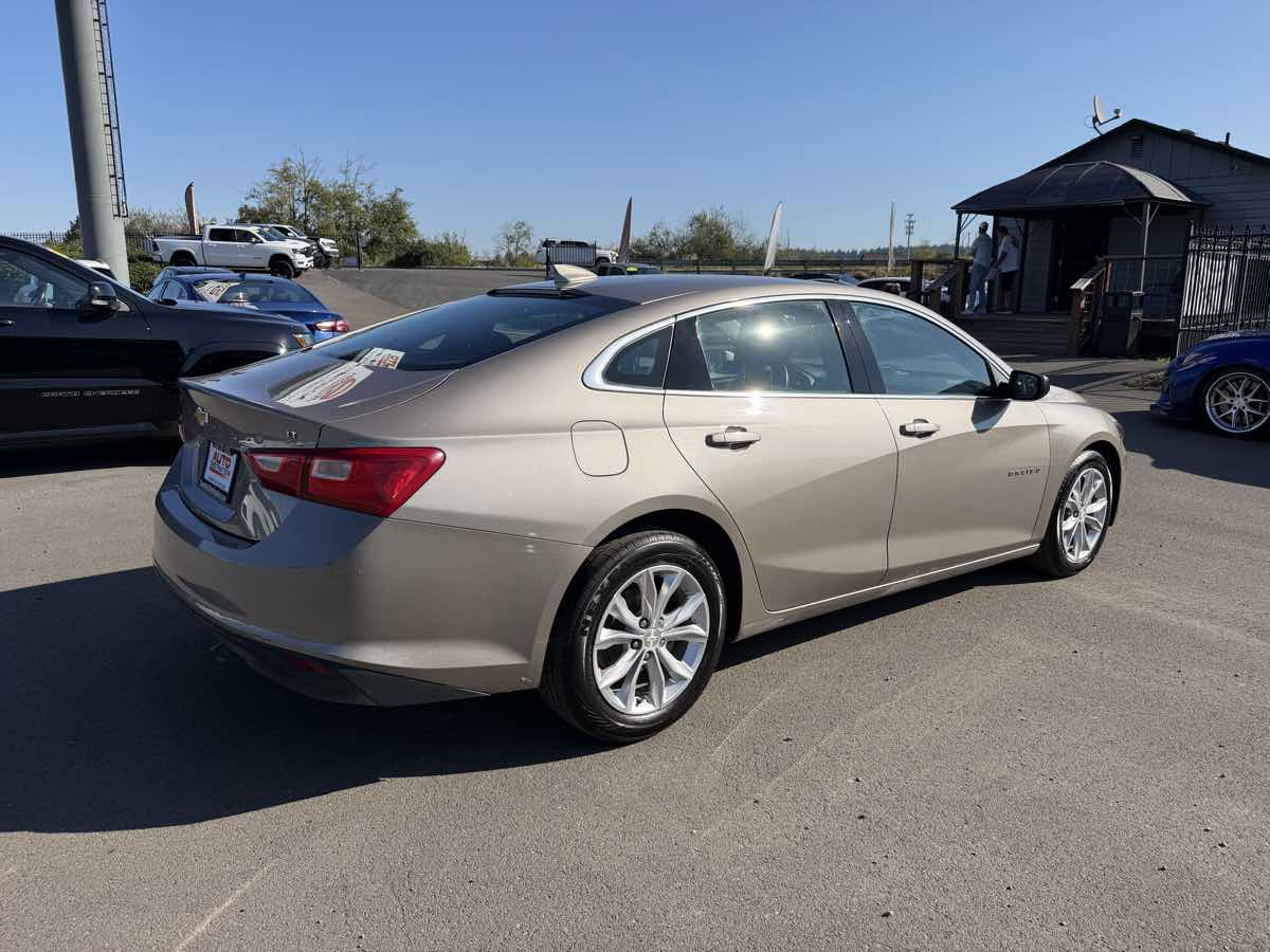 Chevrolet Malibu photo 7