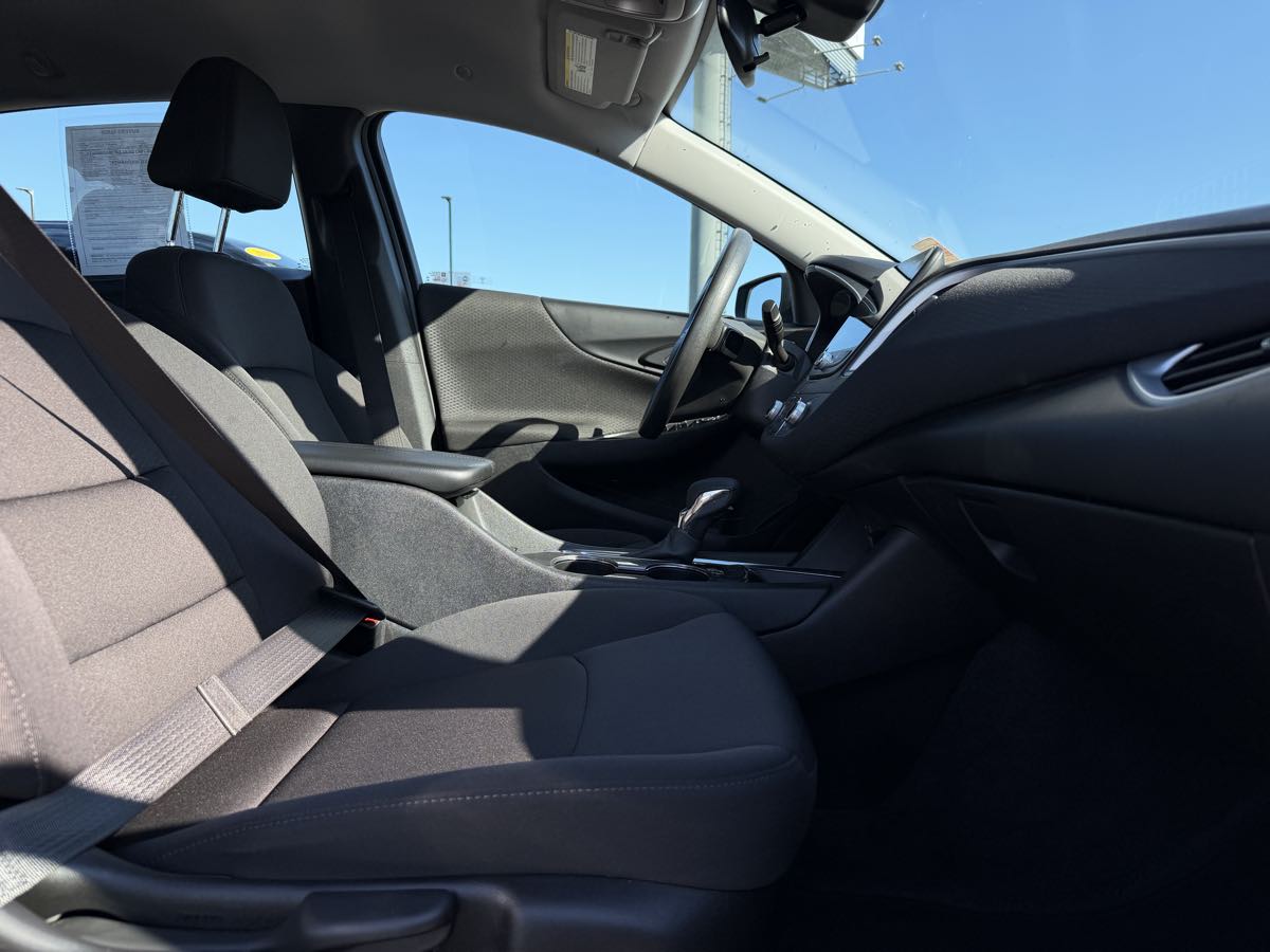 Chevrolet Malibu photo 12